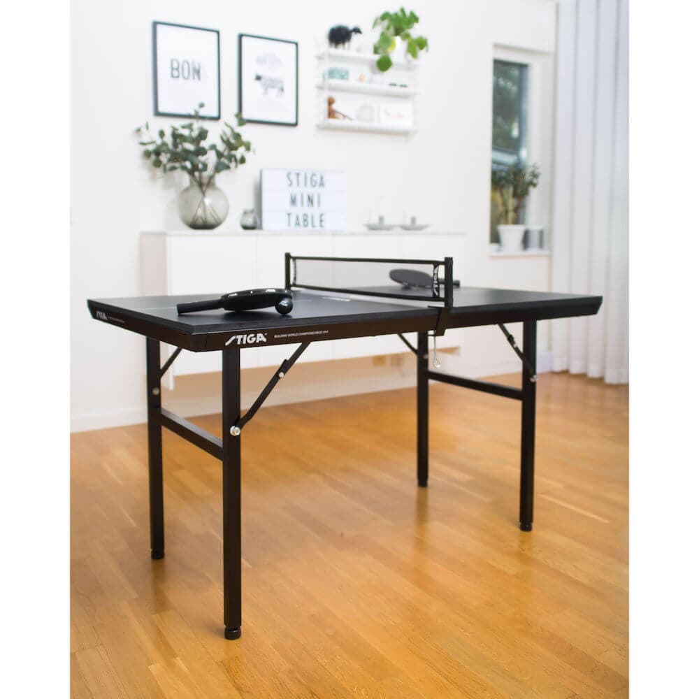 4276_c95bffcb3f-1011-5018-01-mini-table-black-edition-interior-full