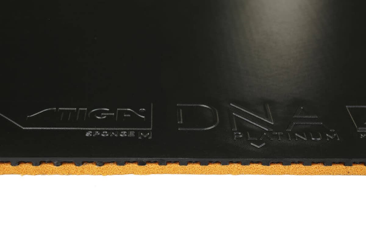 STIGA DNA Future M Table tennis rubber Platinum M